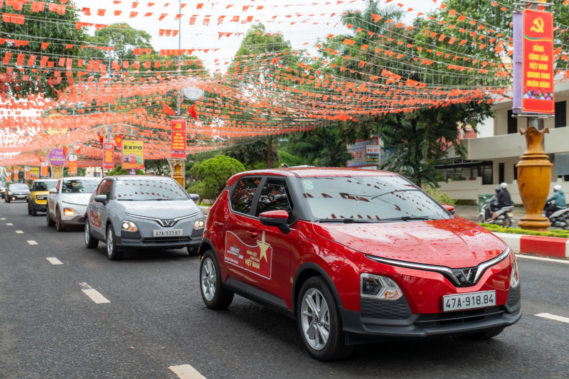 VINFAST HỖ TRỢ TÀI XẾ XANH SM PLATFORM “MUA XE VINFAST VỚI 0 ĐỒNG” ĐỂ KINH DOANH DỊCH VỤ